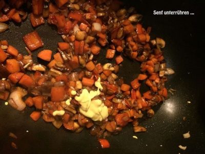 Senf unterrühren